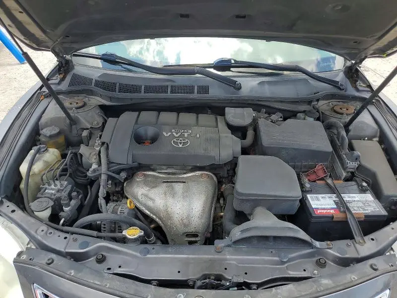 2010 TOYOTA CAMRY LE  