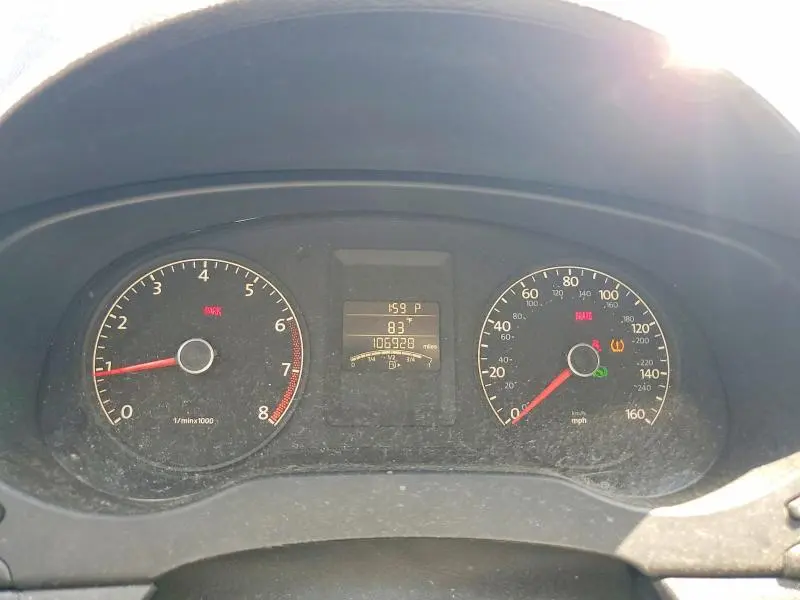2011 VOLKSWAGEN JETTA BASE  