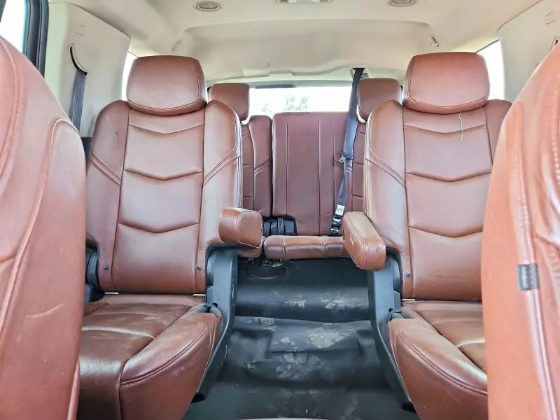 2015 CADILLAC ESCALADE LUXURY  