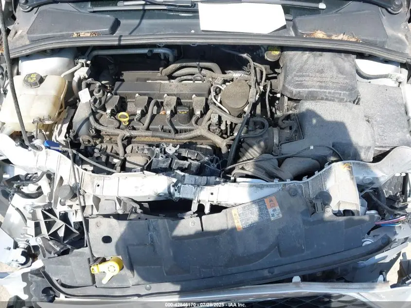 2015 FORD FOCUS SE