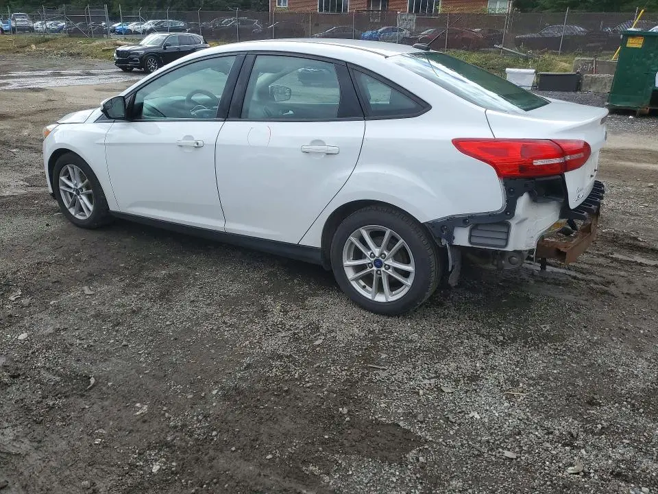 2017 FORD FOCUS SE  