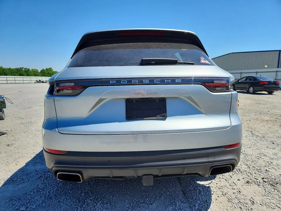 2021 PORSCHE CAYENNE   