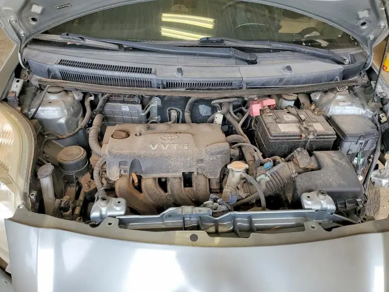2010 TOYOTA YARIS BASE  