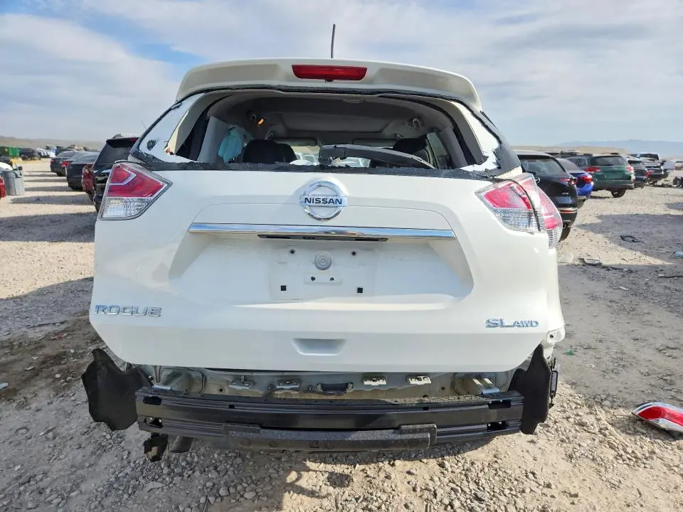 2016 NISSAN ROGUE SL  