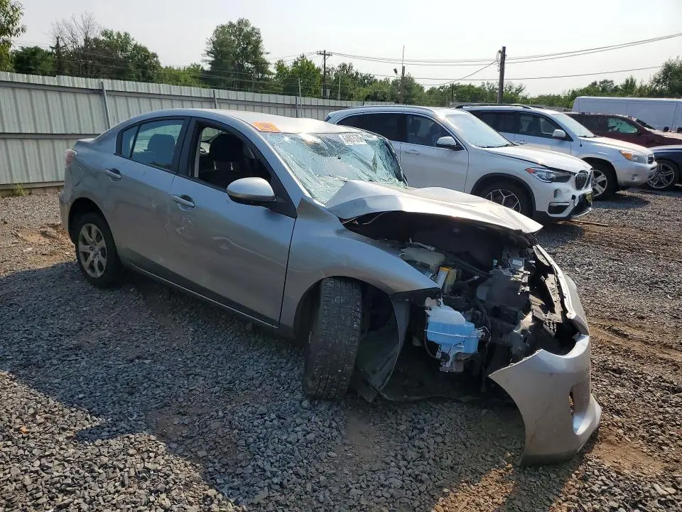 2013 MAZDA 3 I  