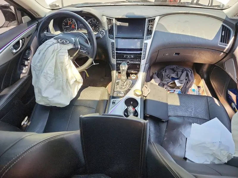 2022 INFINITI Q50 LUXE  