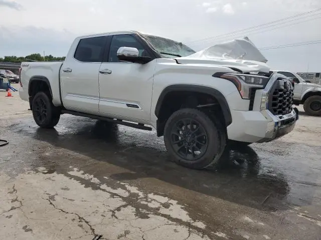 2025 TOYOTA TUNDRA CREWMAX PLATINUM  