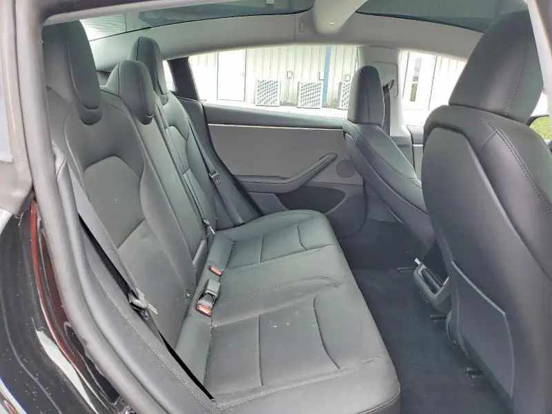 2026 TESLA MODEL 3   