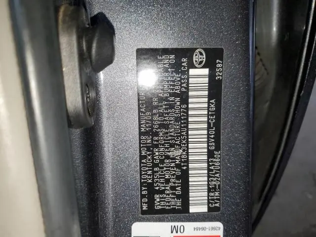 2010 TOYOTA CAMRY SE  