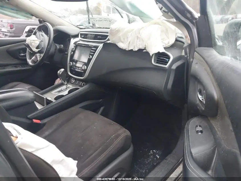 2017 NISSAN MURANO SV