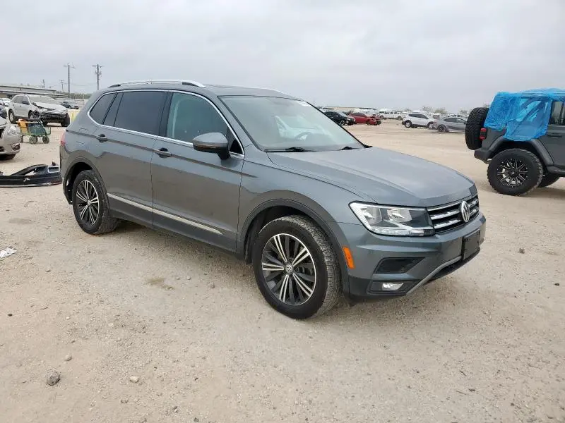 2018 VOLKSWAGEN TIGUAN SE  