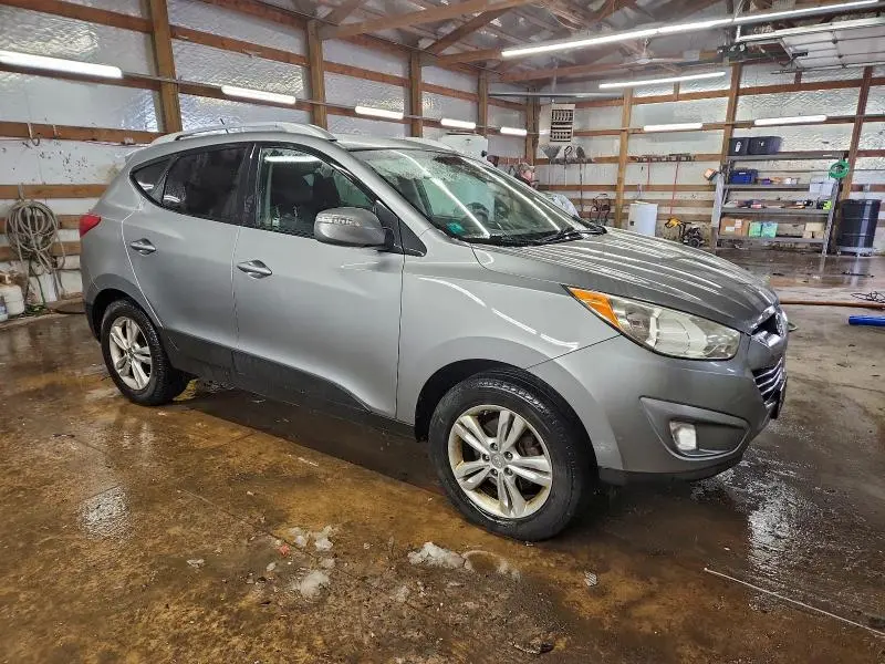 2013 HYUNDAI TUCSON GLS  