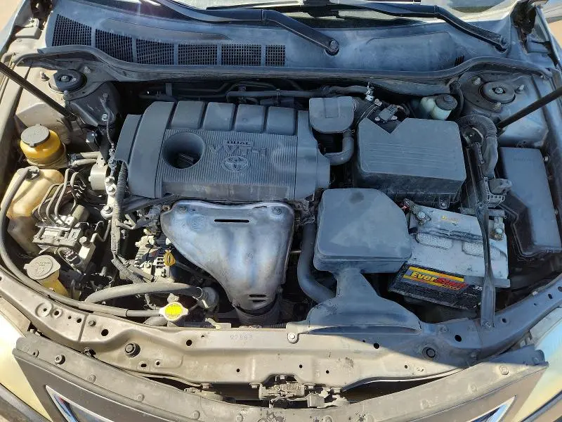 2011 TOYOTA CAMRY LE  