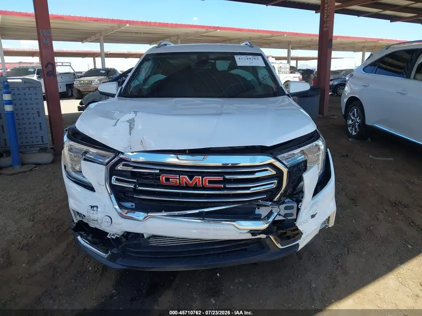 2024 GMC TERRAIN FWD SLT