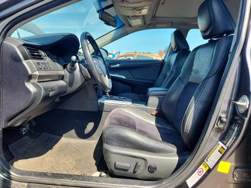 2013 TOYOTA CAMRY SE  