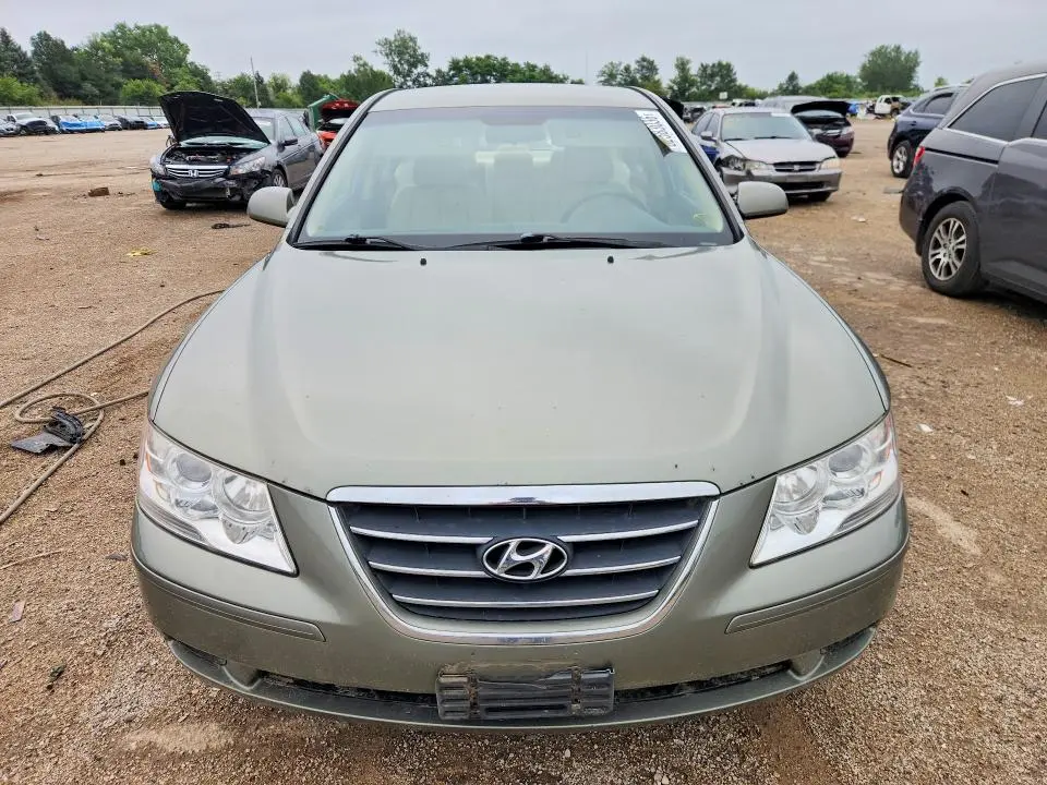 2010 HYUNDAI SONATA GLS  