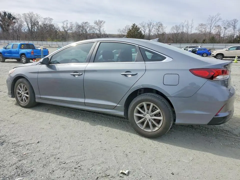 2019 HYUNDAI SONATA SE  