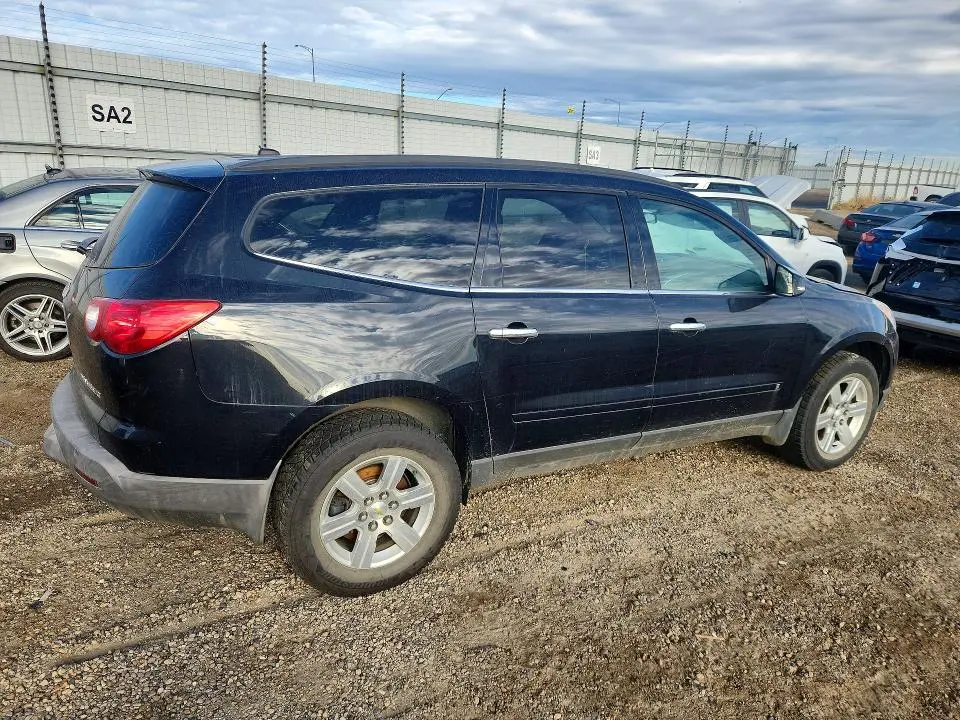 2010 CHEVROLET TRAVERSE LT  