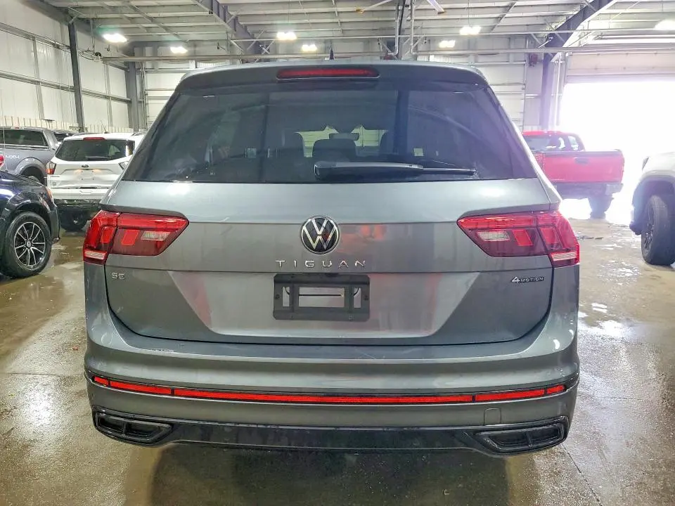 2024 VOLKSWAGEN TIGUAN SE R-LINE BLACK  