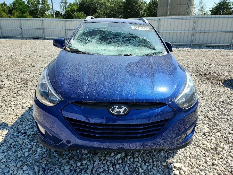 2015 HYUNDAI TUCSON SE  