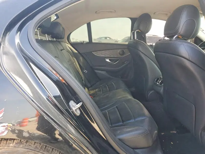 2016 MERCEDES-BENZ C 300  