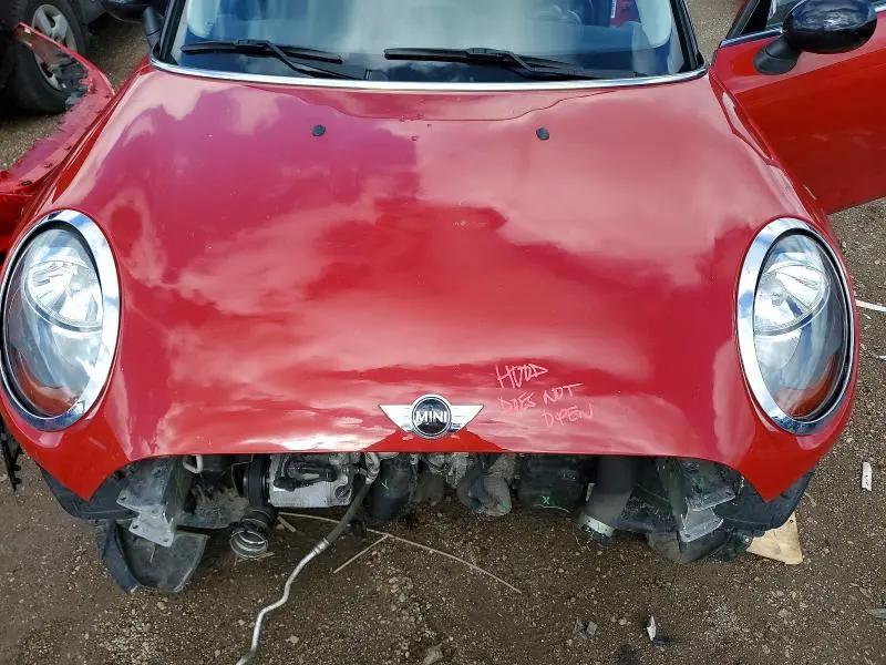 2016 MINI COOPER   