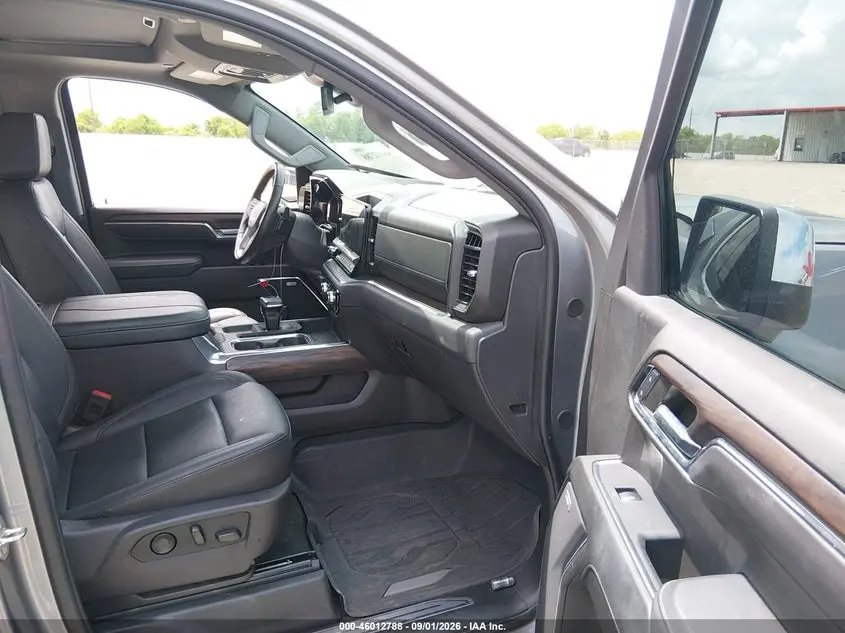 2024 GMC SIERRA 1500 4WD  SHORT BOX SLT