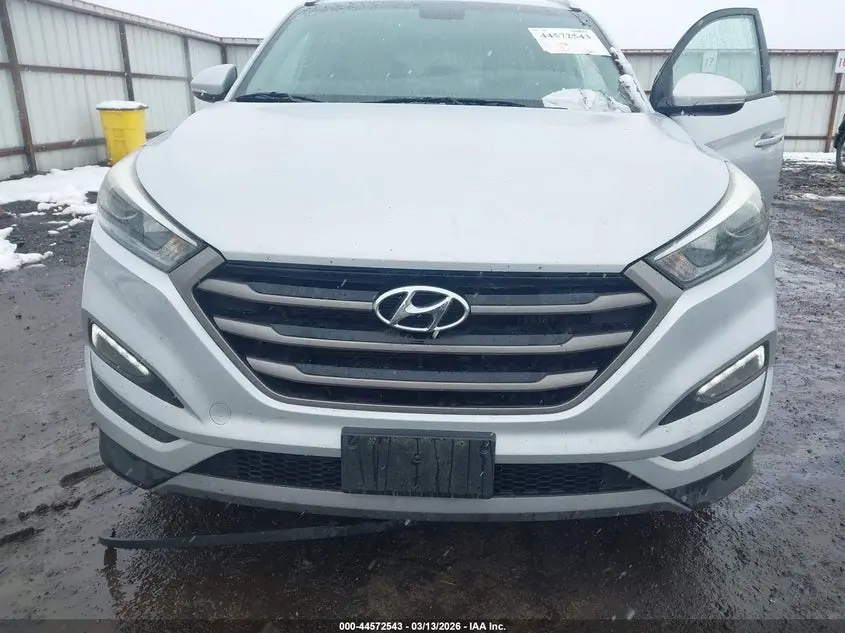2016 HYUNDAI TUCSON SPORT