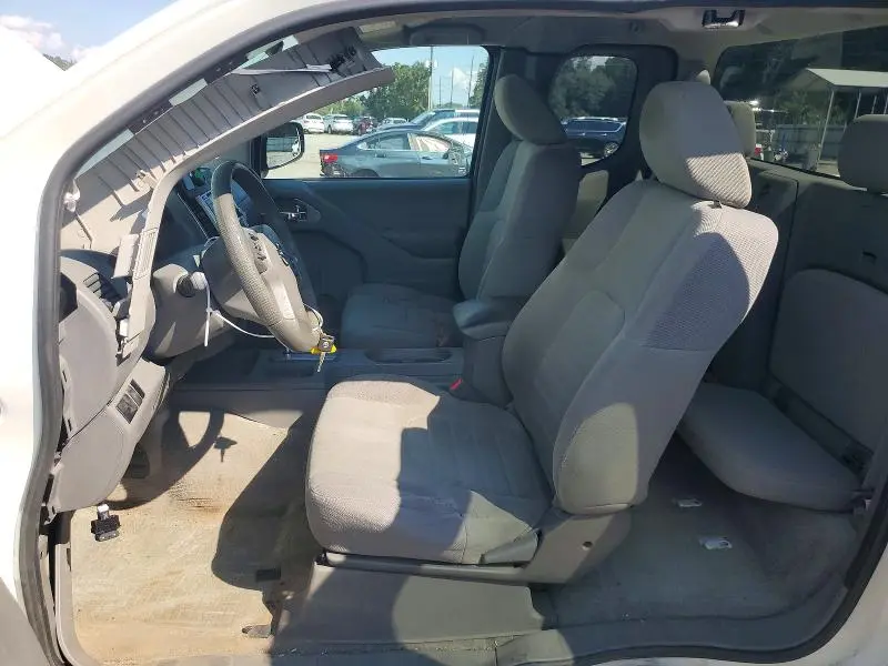 2017 NISSAN FRONTIER S  