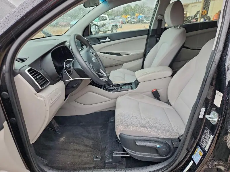 2019 HYUNDAI TUCSON SE  