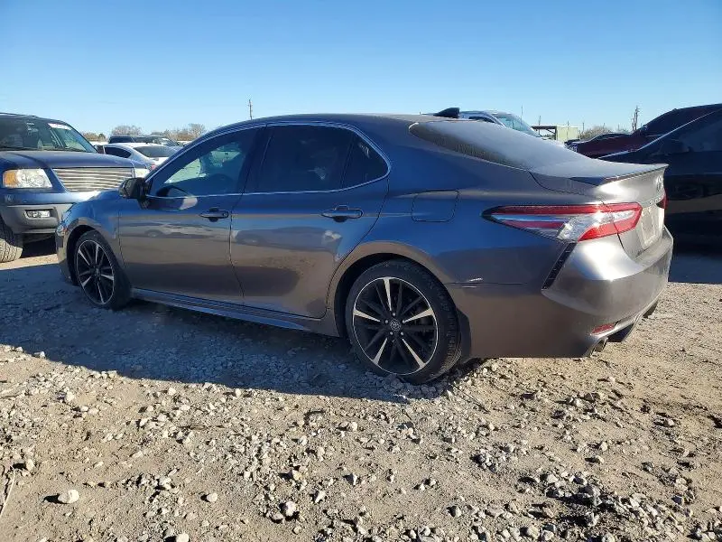 2019 TOYOTA CAMRY XSE  