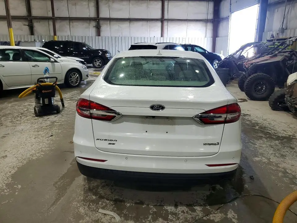 2019 FORD FUSION SE  