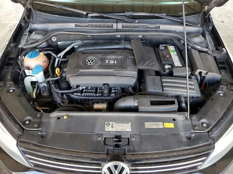 2014 VOLKSWAGEN JETTA SE  