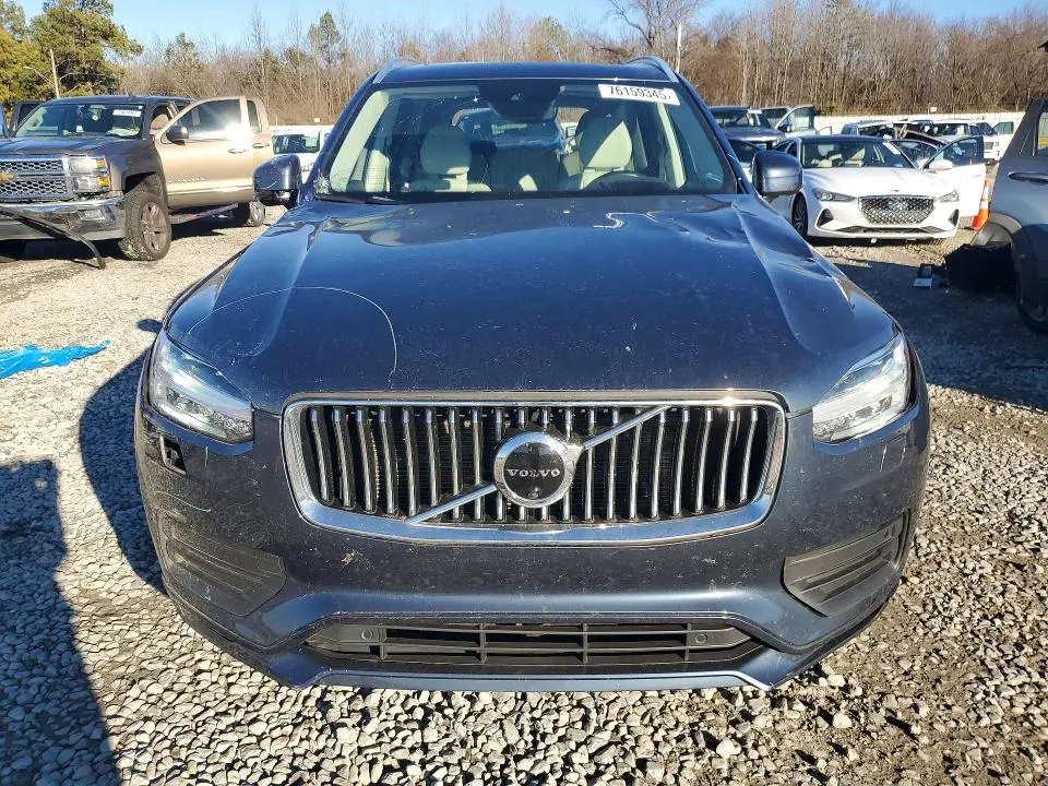 2022 VOLVO XC90 T6 MOMENTUM  