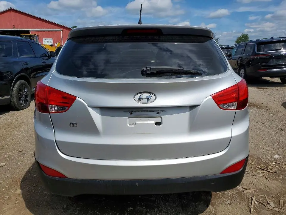 2011 HYUNDAI TUCSON GL  