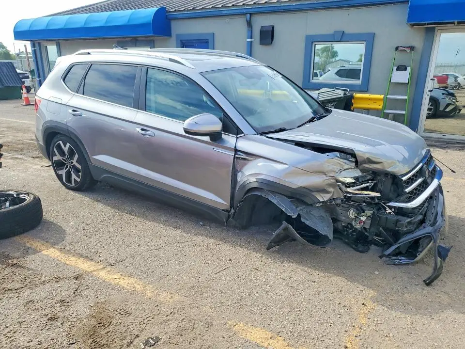 2023 VOLKSWAGEN TAOS SEL  