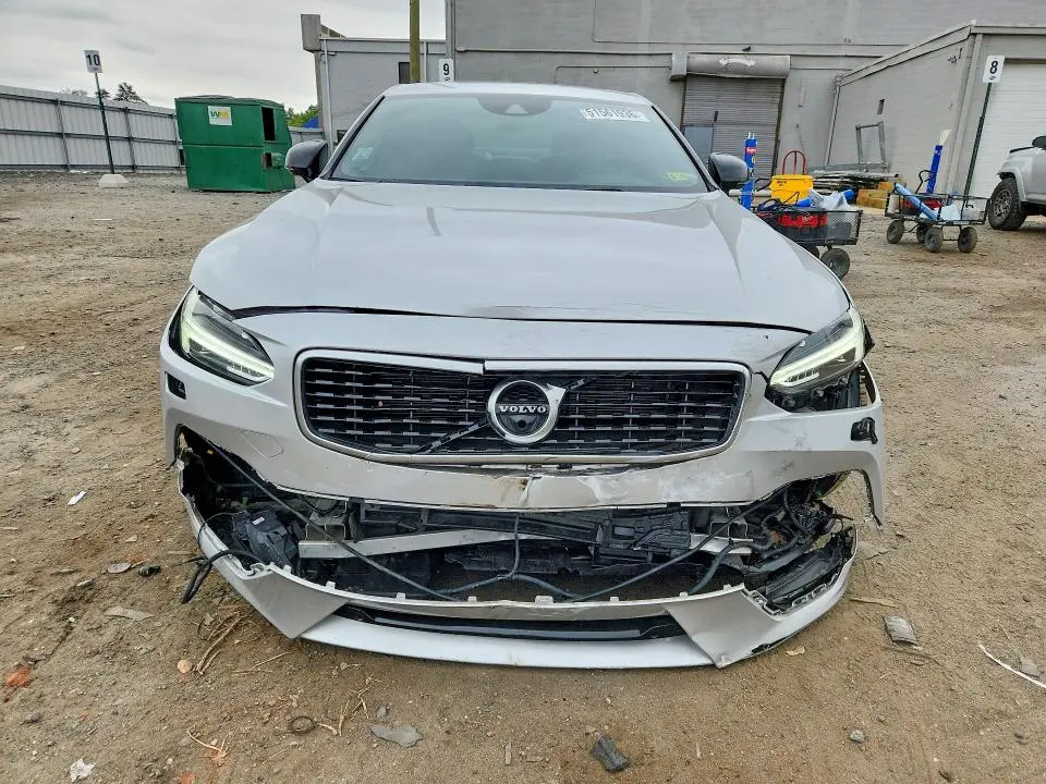 2020 VOLVO S90 T6 OCEAN RACE  