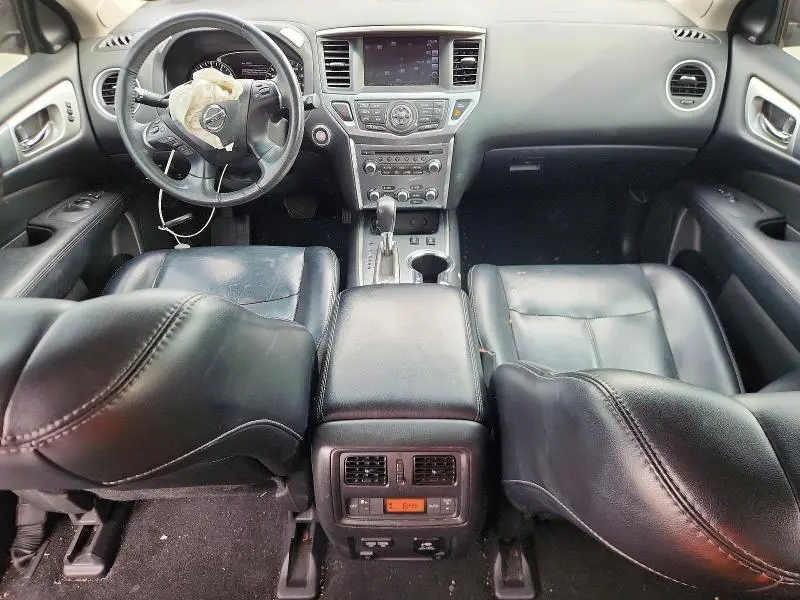 2017 NISSAN PATHFINDER SL  