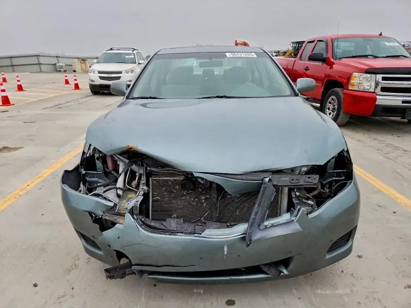 2011 TOYOTA CAMRY BASE  