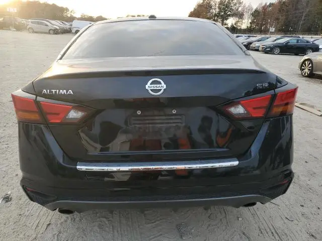 2021 NISSAN ALTIMA SR  