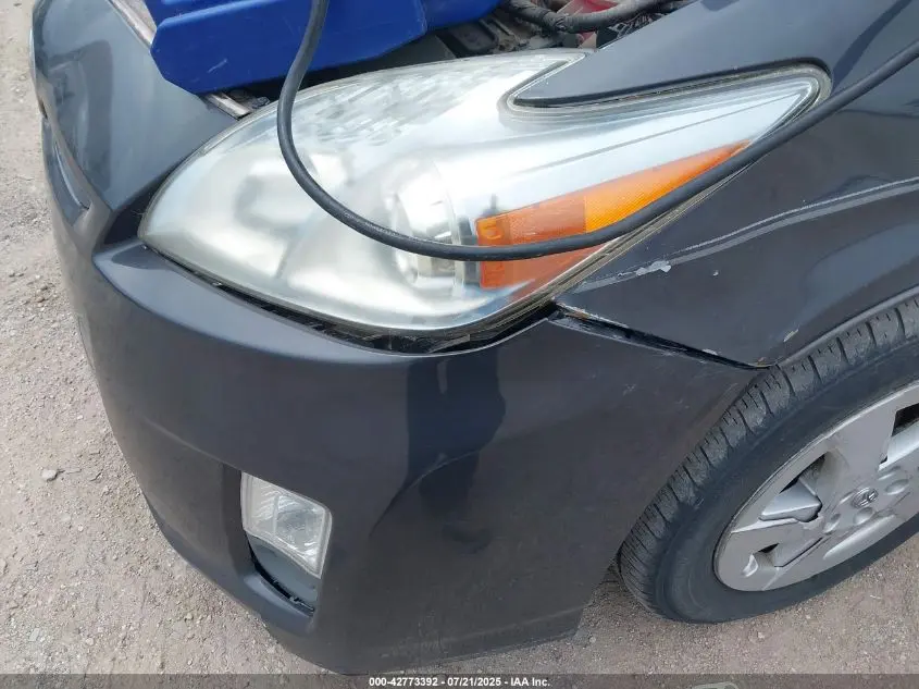 2010 TOYOTA PRIUS III