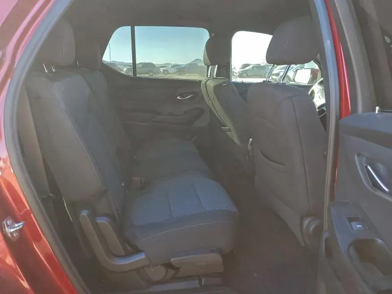 2023 CHEVROLET TRAVERSE LT  