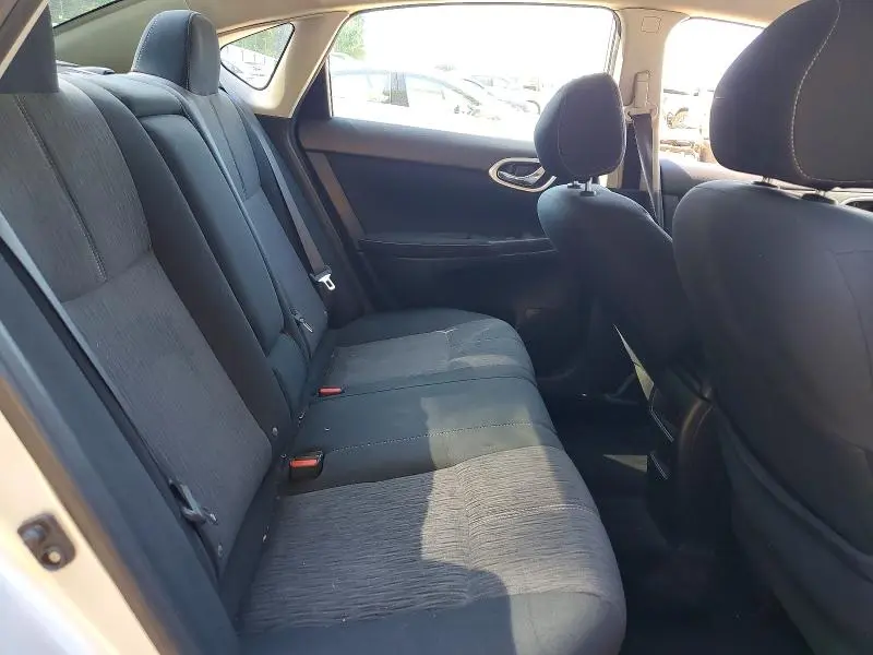 2015 NISSAN SENTRA SV  