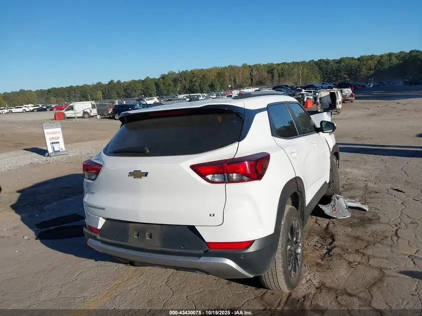 2021 CHEVROLET TRAILBLAZER FWD LT