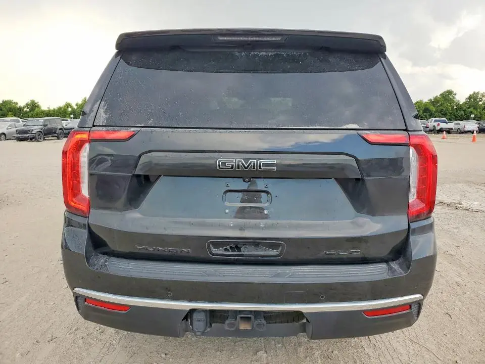 2022 GMC YUKON SLE  