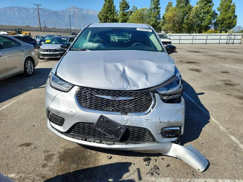 2024 CHRYSLER PACIFICA HYBRID SELECT  