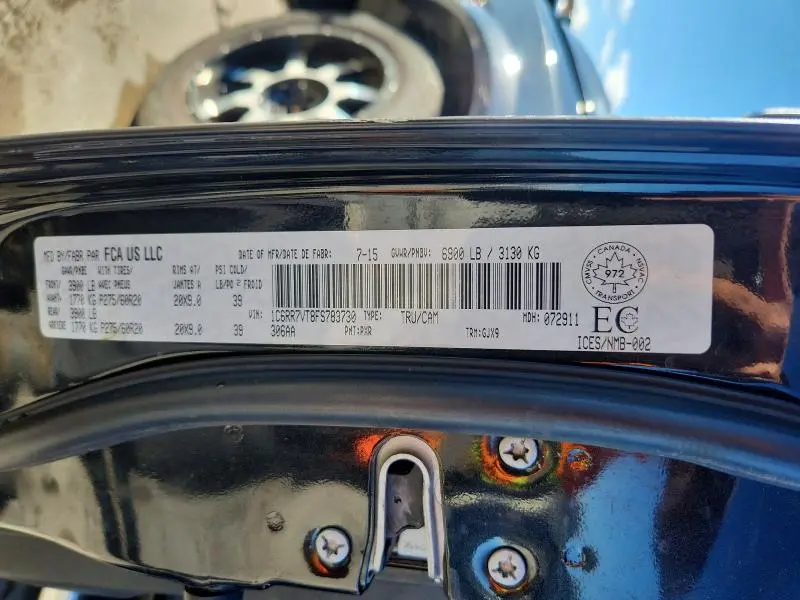 2015 RAM 1500 LARAMIE  