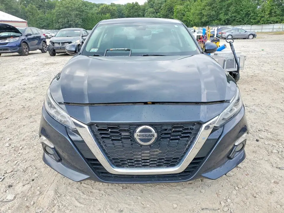 2019 NISSAN ALTIMA SL  