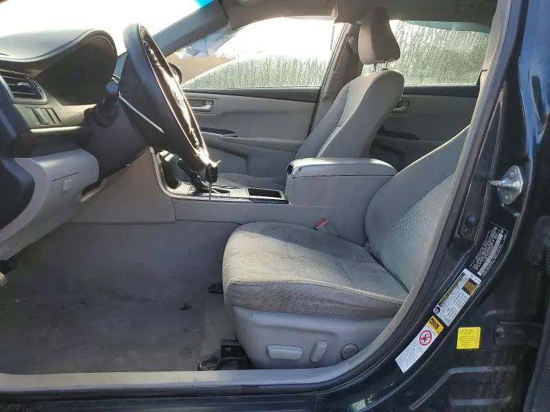 2015 TOYOTA CAMRY LE  