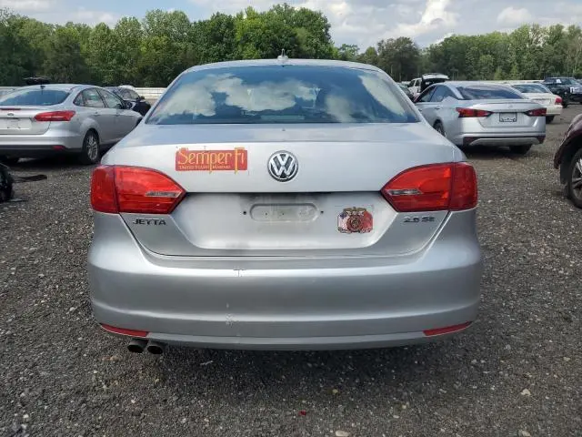 2013 VOLKSWAGEN JETTA SE  